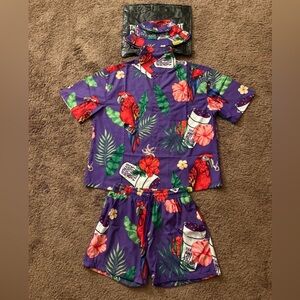 That’s a awful lot of cough syrup Hawaiian set